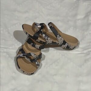 CROCS Black Floral Women's Sandals